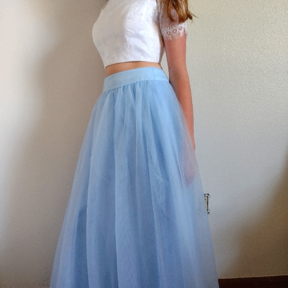 Prom Dress / Bridesmaid Dress - Picture 4 of 8